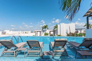 Pool - Rooftop Pool Studio Steps from 5th Ave (Playa del Carmen)