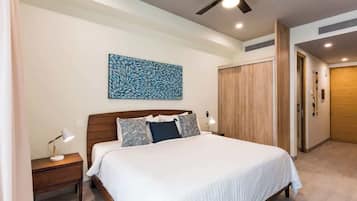 Iron/ironing board, travel cot, WiFi, bed sheets