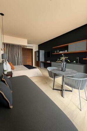 Iron/ironing board, travel cot, WiFi, bed sheets - Modern Studio Steps from Beach w/ Rooftop Pool (Playa del Carmen)