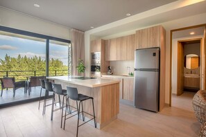 Fridge, microwave, oven, stovetop - Oceanview Condo Steps from Beach & Pool (Playa del Carmen)