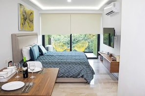 Iron/ironing board, travel cot, WiFi - Beautiful view Studio near Beach (Playa del Carmen)