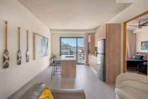 テレビ、書斎 / ワークスペース