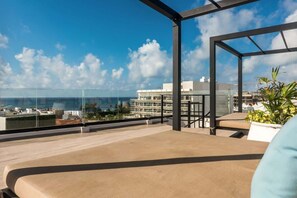 Terrace/patio - Luxury Penthouses w/ Rooftop Pool & Beach Access (Playa del Carmen)