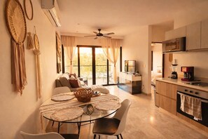 Interior - Stylish Rooftop Condo w Ocean Views and Pools (Playa del Carmen)