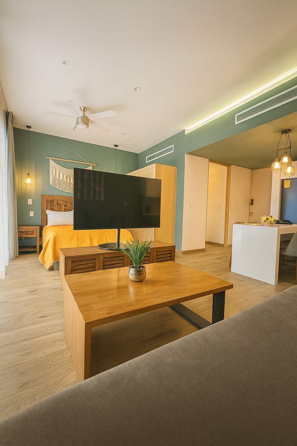 Iron/ironing board, travel crib, WiFi, bed sheets