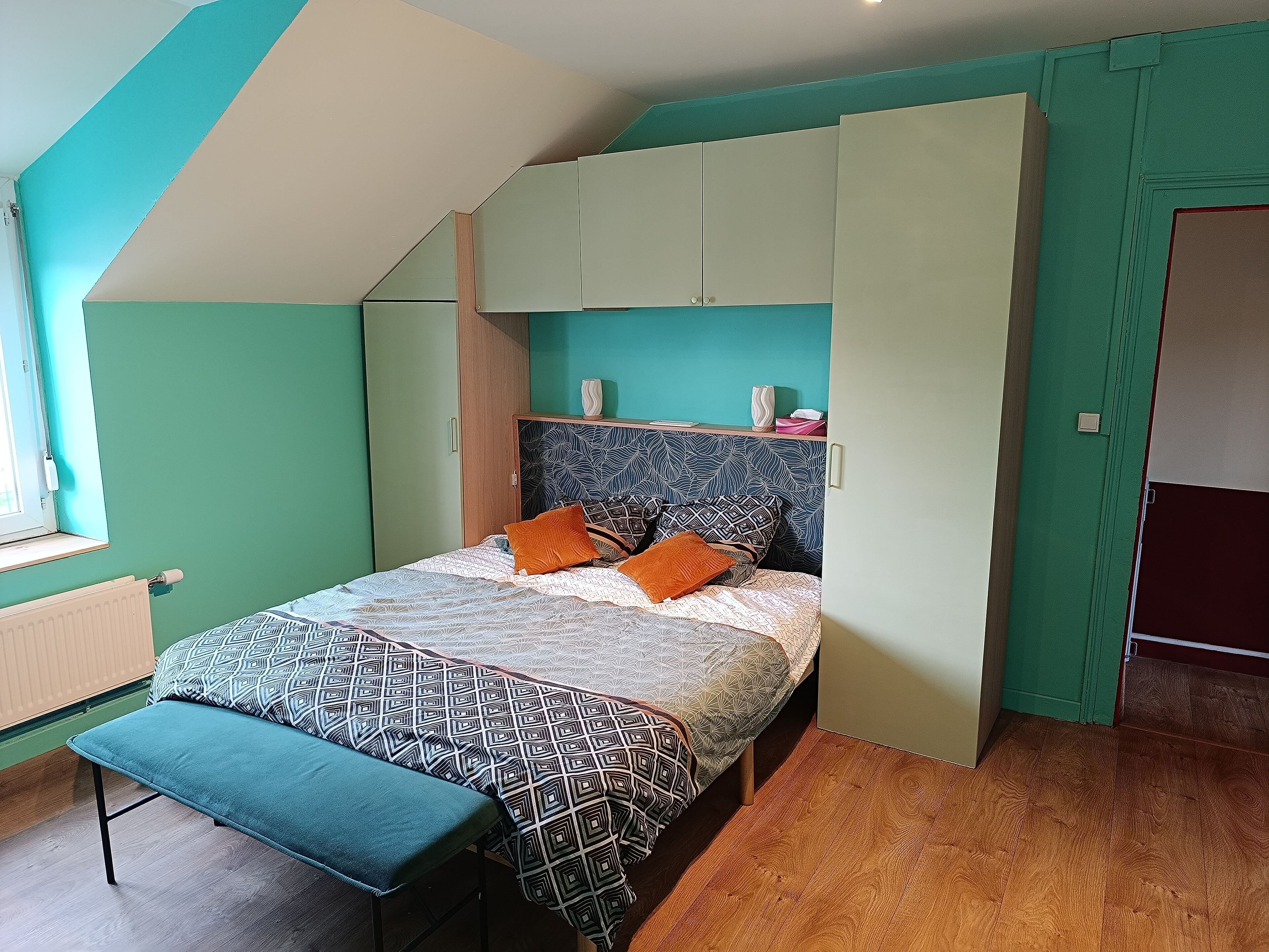 Fer et planche à repasser, Wi-Fi, draps fournis