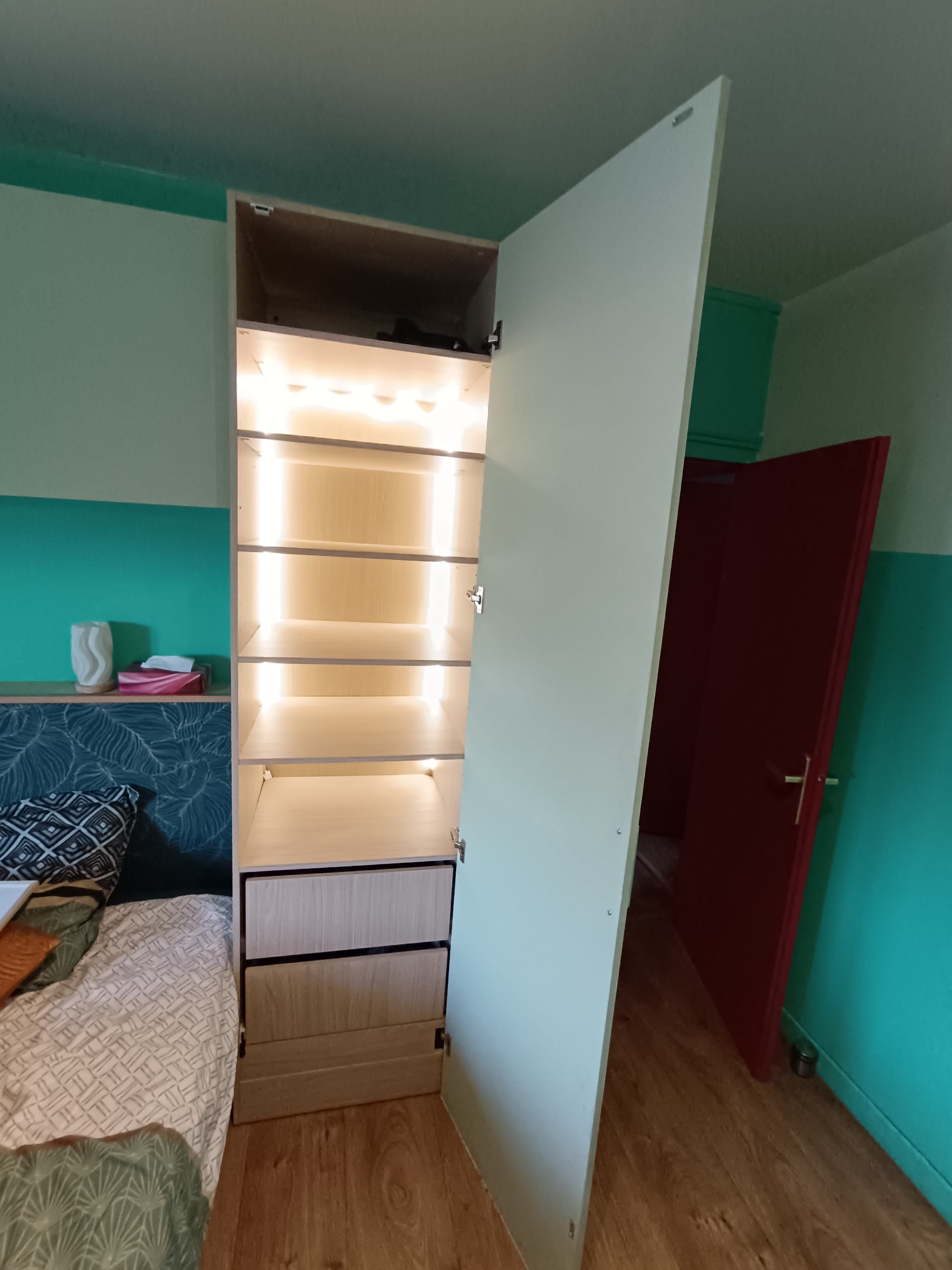 Fer et planche à repasser, Wi-Fi, draps fournis