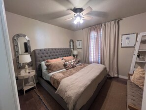1 bedroom, iron/ironing board, WiFi, bed sheets - Cozy 1-bedroom condo in fantastic  Catalina Foothills (Tucson)
