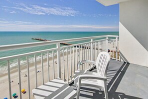 公寓, 多張床, 海景 (Oceanfront 1 Bedroom Suite) | 陽台景觀