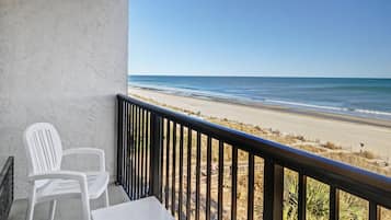 Quarto, 2 camas Queen, vista para o oceano (Oceanfront Efficiency) | Área da propriedade