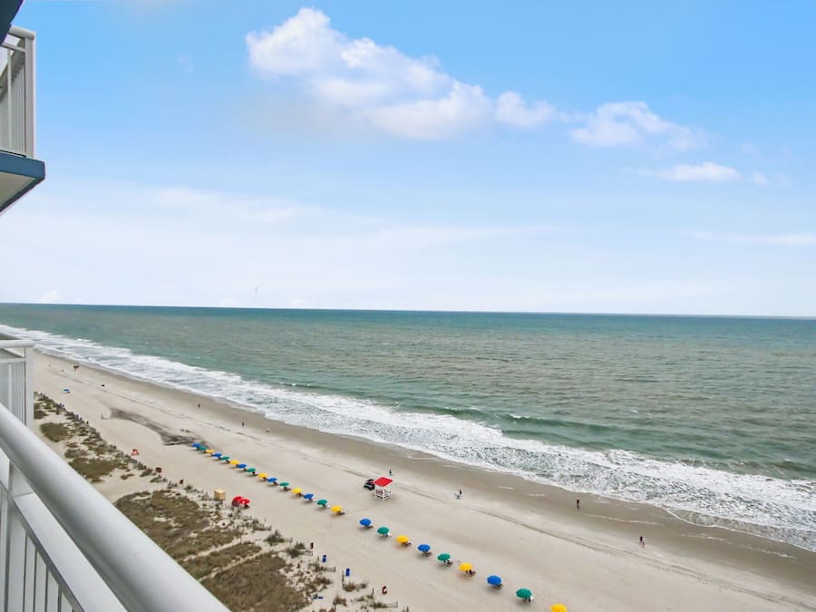 Apartamento, várias camas, vista para o oceano (Oceanfront 2 Bedroom Suite w/4 Double) | Sacada