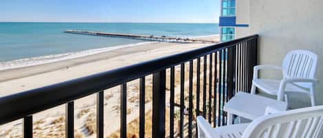 Room, 1 King Bed, Ocean View (Oceanfront King Efficiency) | Property grounds