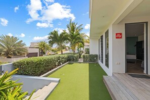 Property grounds - The Admiral Suite — Sunny Caribbean Comfort (Willemstad)