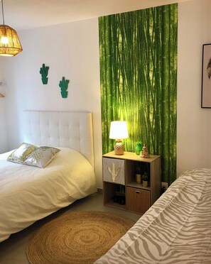 1 bedroom, iron/ironing board, Internet, bed sheets - T2 near station and city center, fully equipped, wifi and air conditioning, 40 m2 (Perpignan)