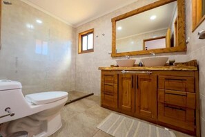 Shower, soap, toilet paper - Cozy cabins with a view of the imposing Antuco Volcano (Antuco)