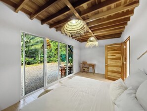 2 bedrooms, desk, free WiFi, bed sheets - Crystal Jungle Villa - Brand new with AC, Laundry, Wifi (Puerto Viejo de Talamanca)