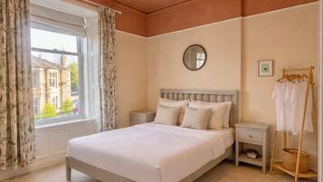 4 chambres, fer et planche Ă repasser, Wi-Fi, draps fournis