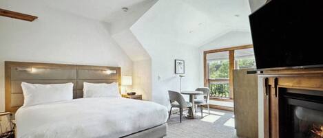 2 bedrooms, iron/ironing board, Internet, bed sheets