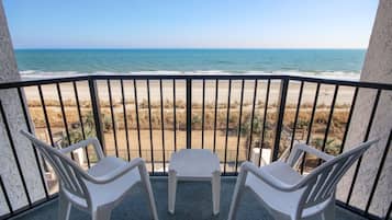 Studio, 2 Queen Beds, Ocean View (Oceanfront Efficiency) | Terrace/patio