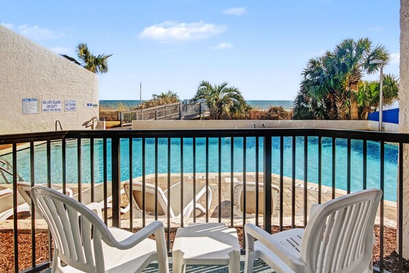 Suite, 1 King Bed with Sofa bed, Pool View (Pool View One Bedroom) | Terrace/patio