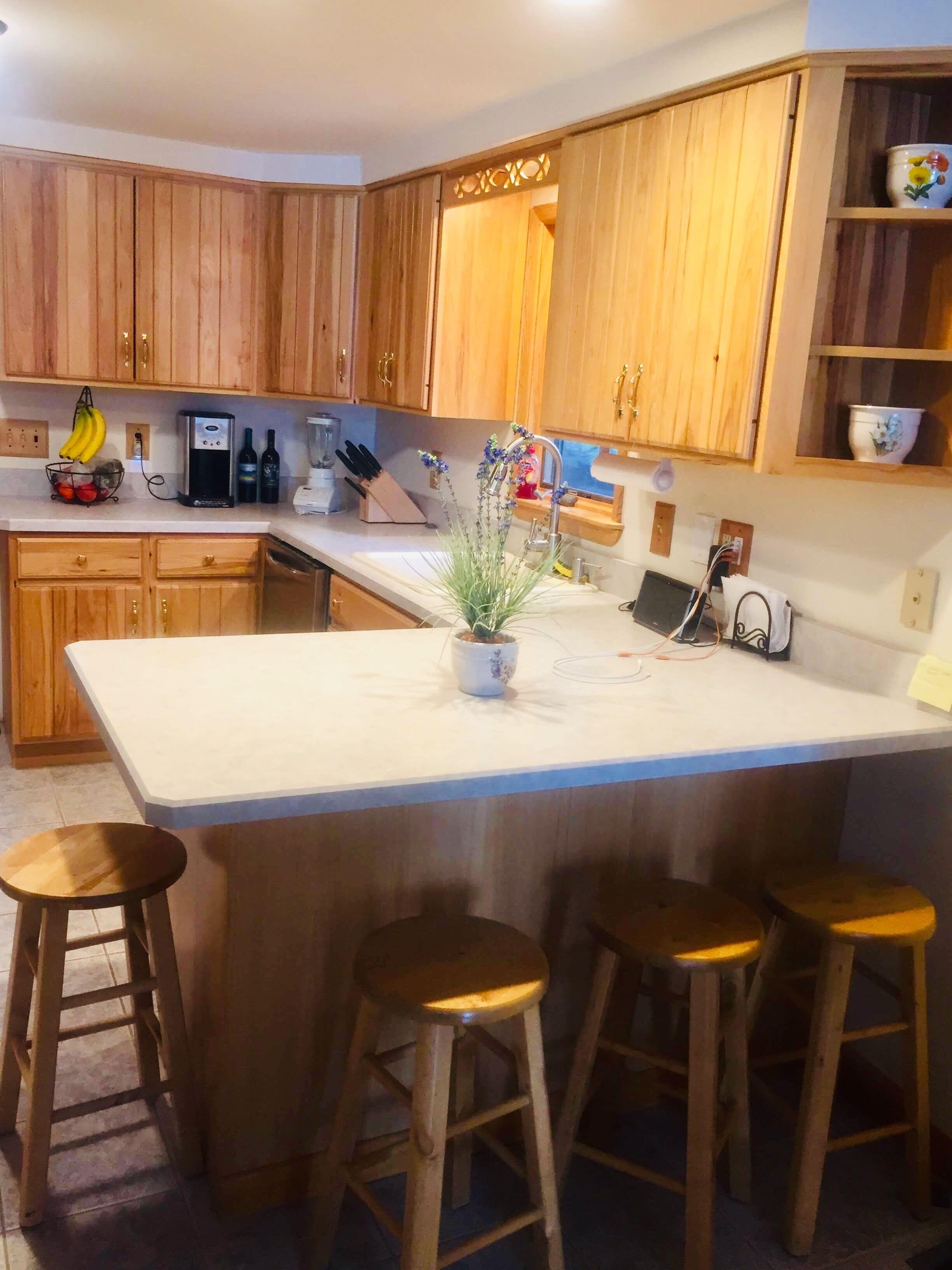 Micro-ondes, four, plaque de cuisson, lave-vaisselle