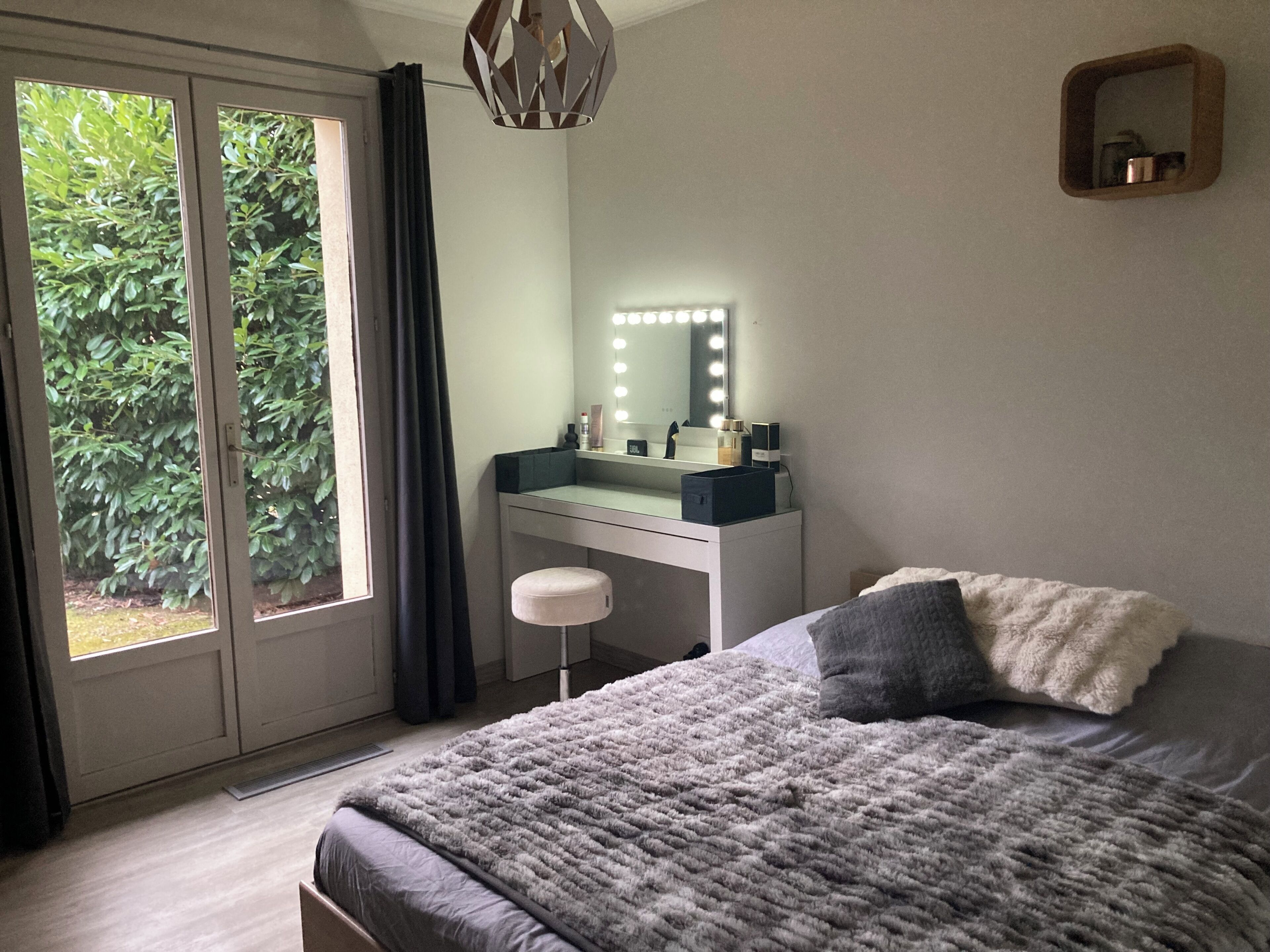 5 chambres, bureau, fer et planche à repasser, Wi-Fi gratuit