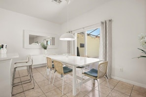 Dining - 4 BD/ 3 BA/ Bella Vida (4563 CL) (Kissimmee)