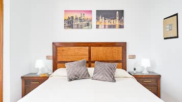 1 bedroom, WiFi, bed sheets