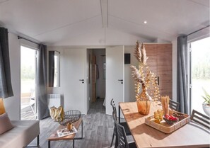 Dining - Carva - Confort 2 TV - 5p (6) (La Guérinière)