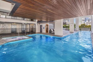 Pool - Central South Brisbane 2-Bed with Stunning Views (South Brisbane)