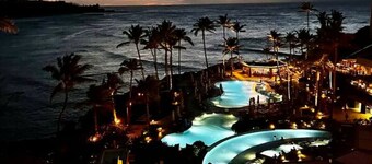 Oceanfront Hauula Home - South Unit A - 30+ Days