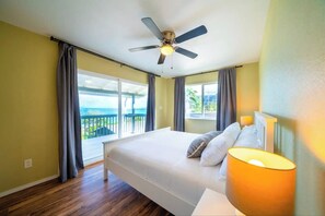 Desk, iron/ironing board, WiFi, bed sheets - Oceanfront Hauula Home - South Unit A - 30+ Days (Hauula)