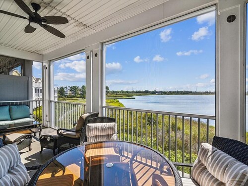 4BR Townhome w/ Pond Views | Decks & Pool + Beach