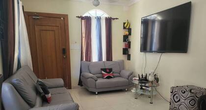Modern 1 Bedroom House