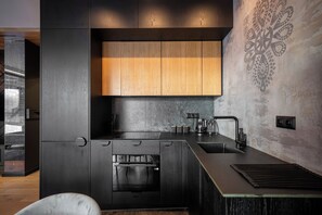 Căn hộ Cao cấp, quang cảnh núi | Bếp riêng | Tủ lạnh, lò vi sóng, bếp nấu, máy rửa bát 