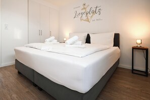 1 Schlafzimmer, Bügeleisen/Bügelbrett, Reisekinderbett, kostenloses WLAN