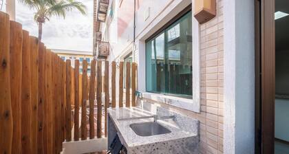 Beachfront Paradise in Condo w/ Pool in Itacimirim - Rsvs