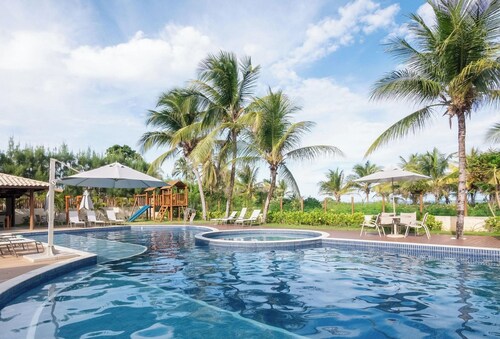Beachfront Paradise in Condo w/ Pool in Itacimirim - Rsvs