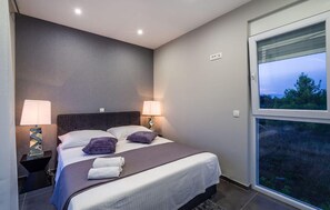 2 Schlafzimmer, Bügeleisen/Bügelbrett, Reisekinderbett, kostenloses WLAN