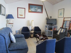 TV - Architect house 6 people, near sea and center, La Faute-sur-Mer (La Faute-sur-Mer)