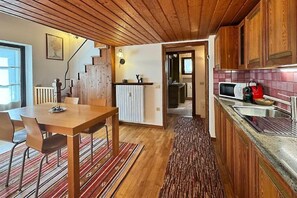 Dining - SassoMalenco apartment a stone's throw from the lifts and the center (Chiesa In Valmalenco)