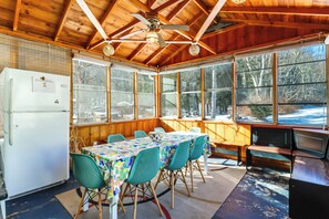 Dining - Year-Round Fun on Lake Sheridan! Home w/ Patio (Nicholson)