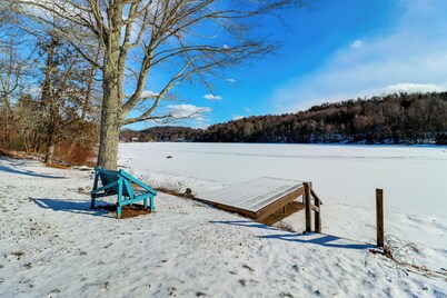 Year-Round Fun on Lake Sheridan! Home w/ Patio