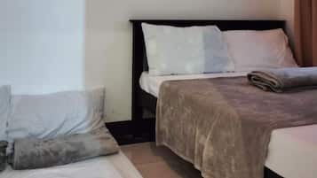 2 makuuhuonetta, vuodevaatteet