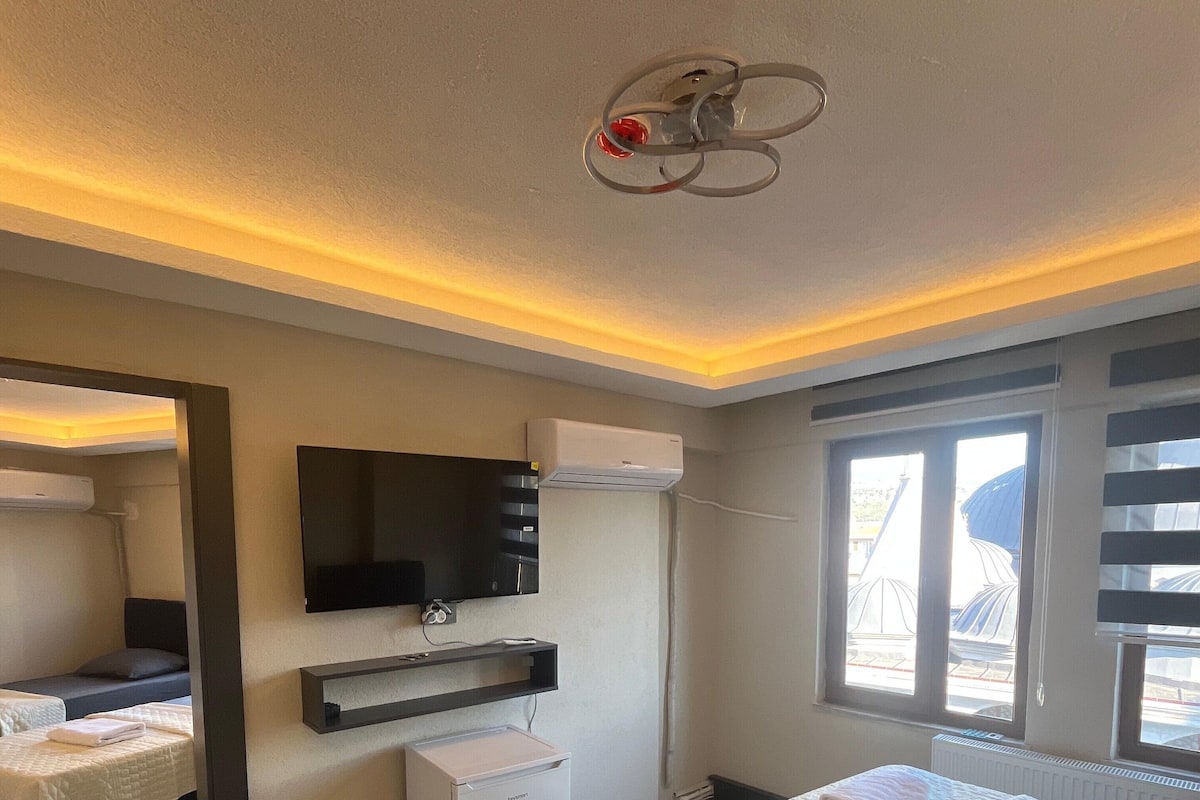 Classic Room | Premium bedding, free WiFi, bed sheets