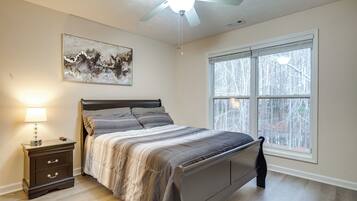 2 chambres, bureau, fer et planche Ă repasser, accĂšs Internet