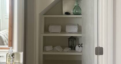 The Walter B Room at The Ball Ground House