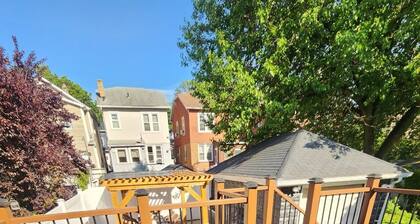 Luxury 5-bedroom house/15 min NYC-10min World cup Stadium/Park/Laundry/14 Guests