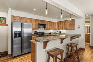 Fridge, microwave, oven, stovetop - Top-Floor Condo | Hot Tub | Near Town & Slopes (Steamboat Springs)