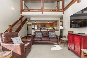 Smart TV - Top-Floor Condo | Hot Tub | Near Town & Slopes (Steamboat Springs)